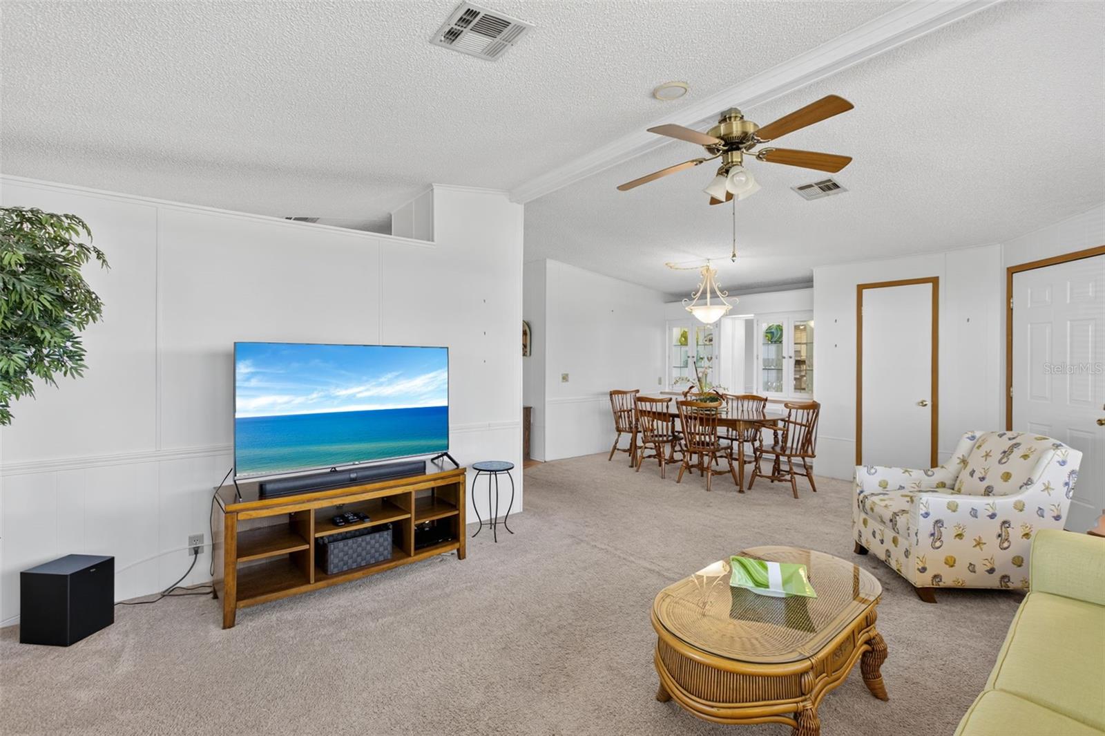 Image 17 of 85 For 905 Iglesia Drive