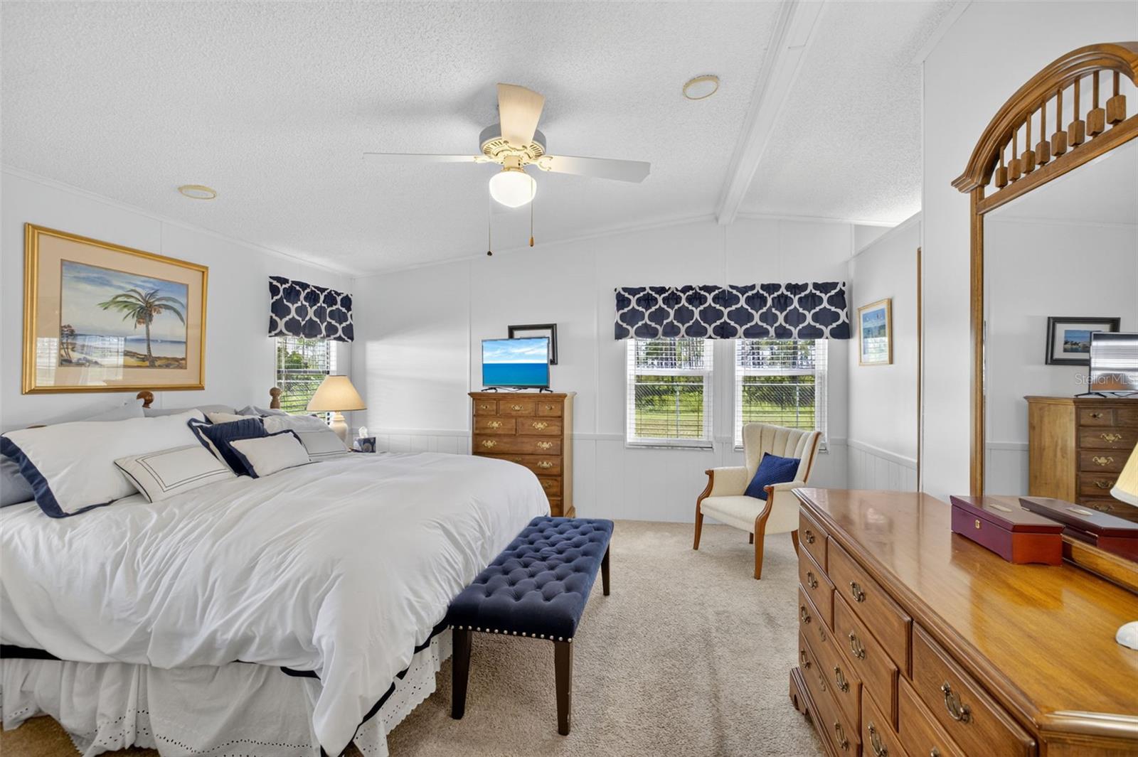 Image 22 of 85 For 905 Iglesia Drive