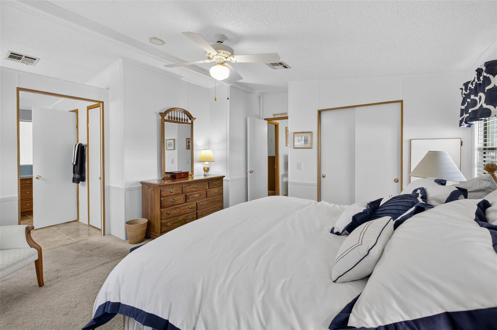 Image 24 of 85 For 905 Iglesia Drive