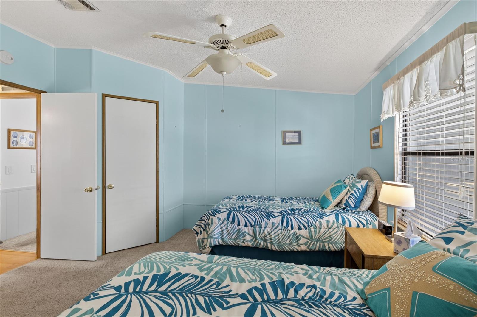 Image 28 of 85 For 905 Iglesia Drive