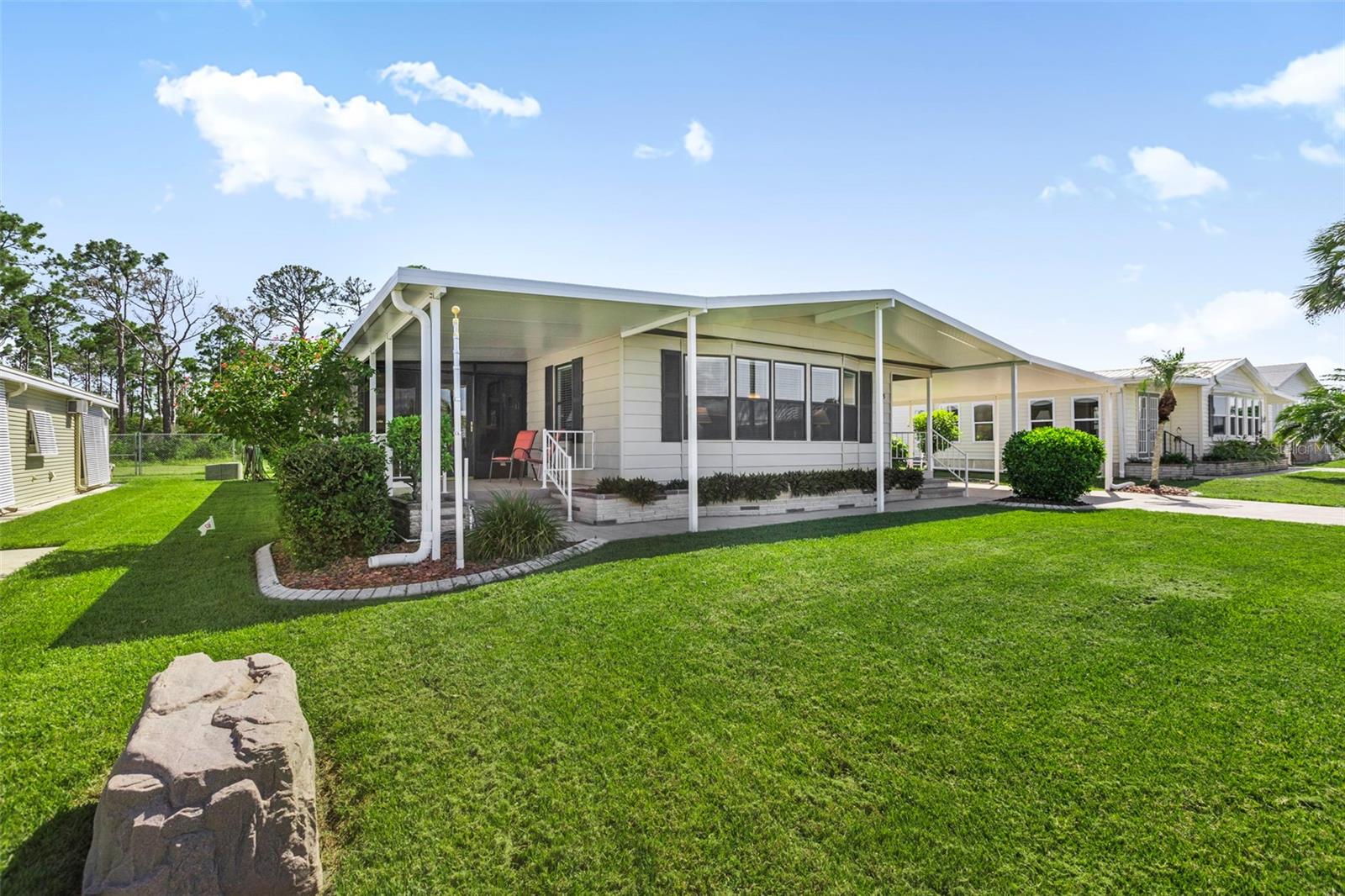 Image 3 of 85 For 905 Iglesia Drive