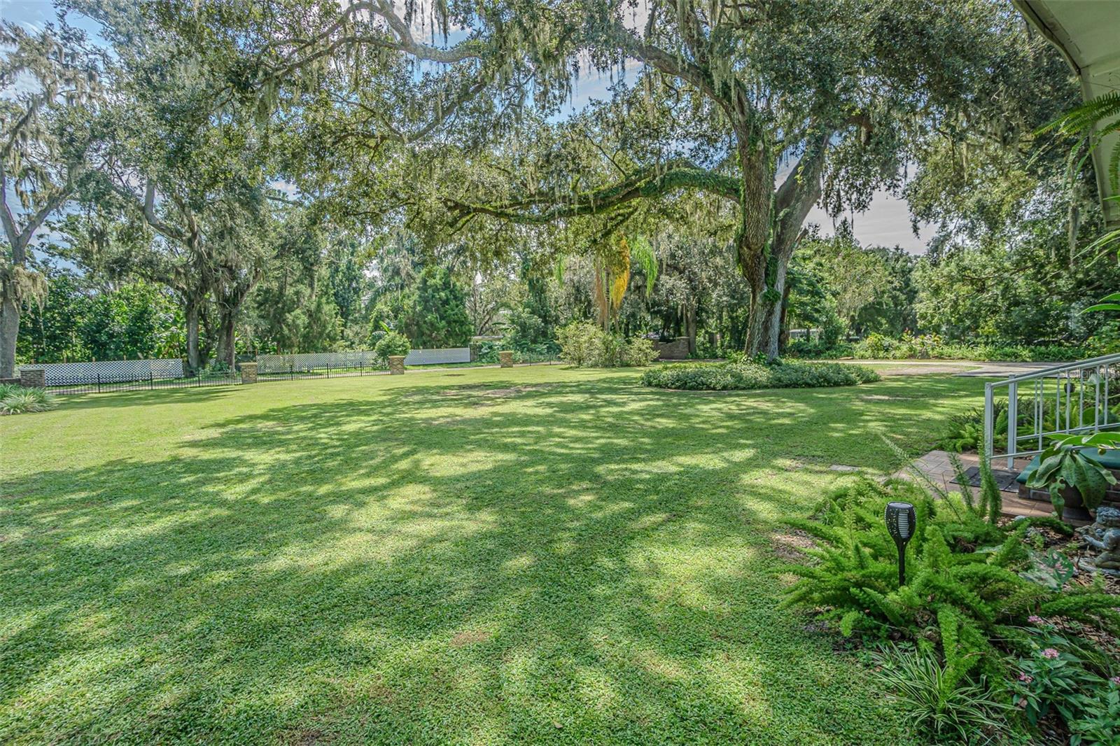 Image 10 of 61 For 3349 Oakwood Drive