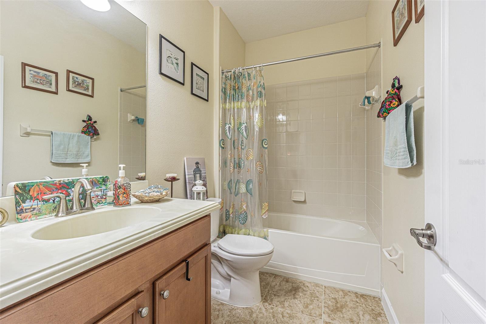 Image 28 of 85 For 10661 Belmullet Drive
