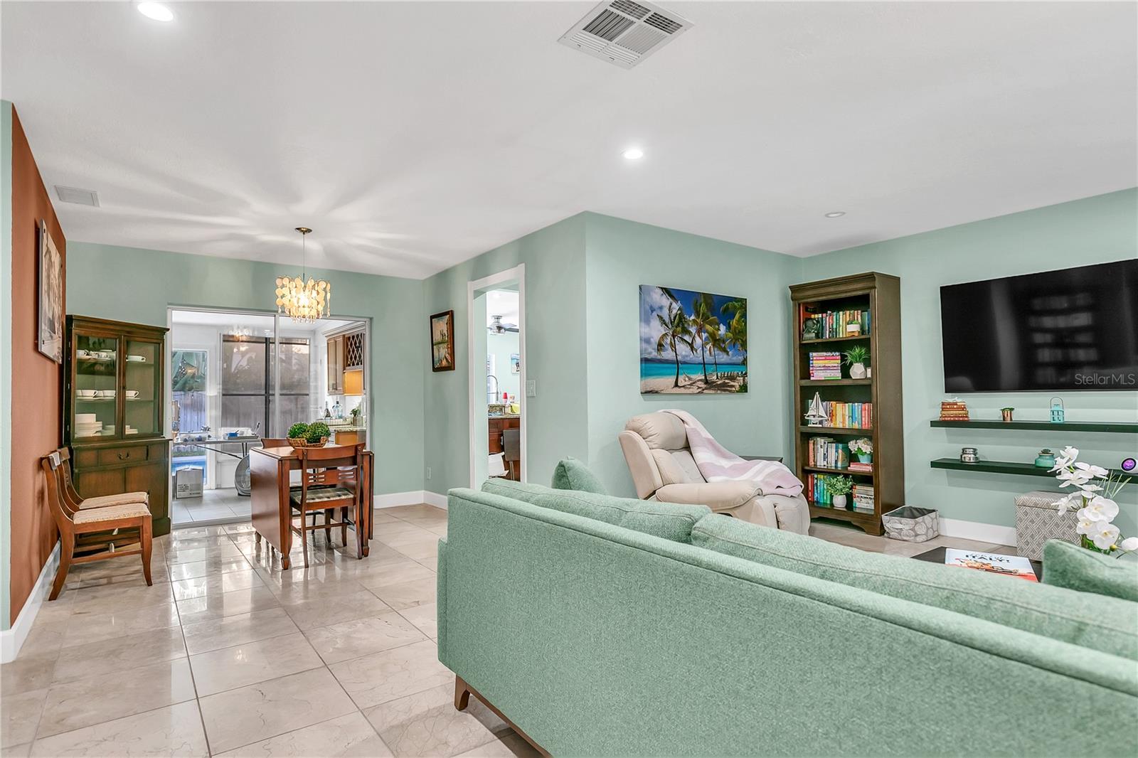 Image 15 of 44 For 2336 Middlecoff Drive
