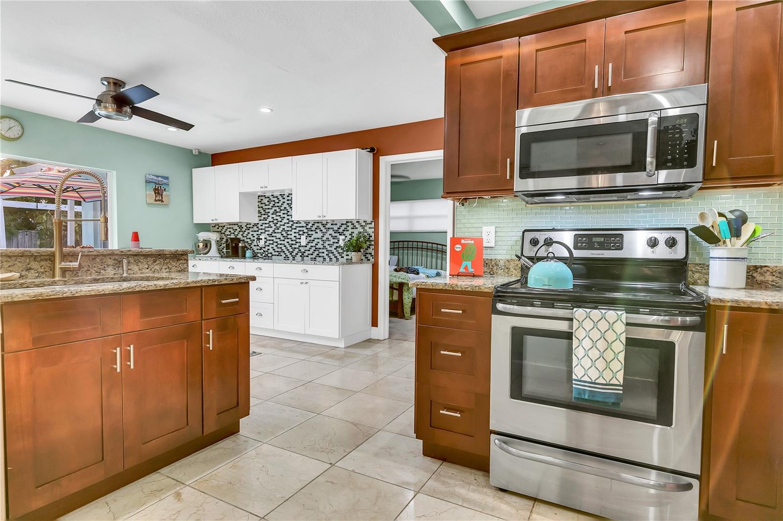 Image 20 of 44 For 2336 Middlecoff Drive