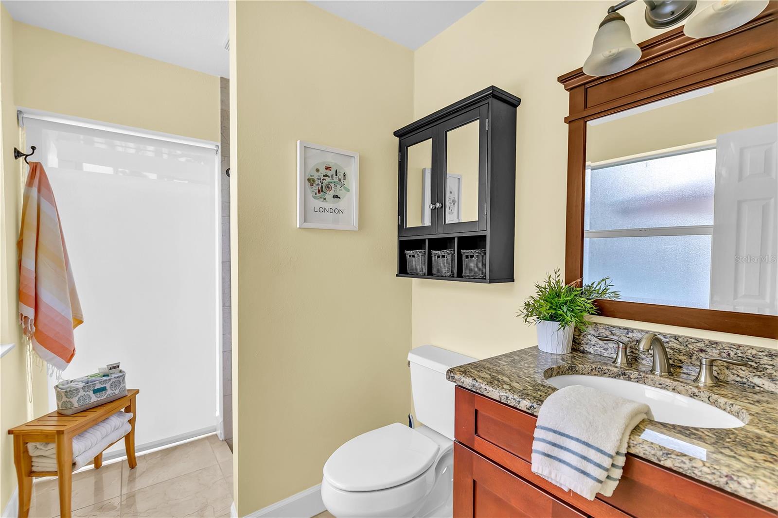 Image 33 of 44 For 2336 Middlecoff Drive