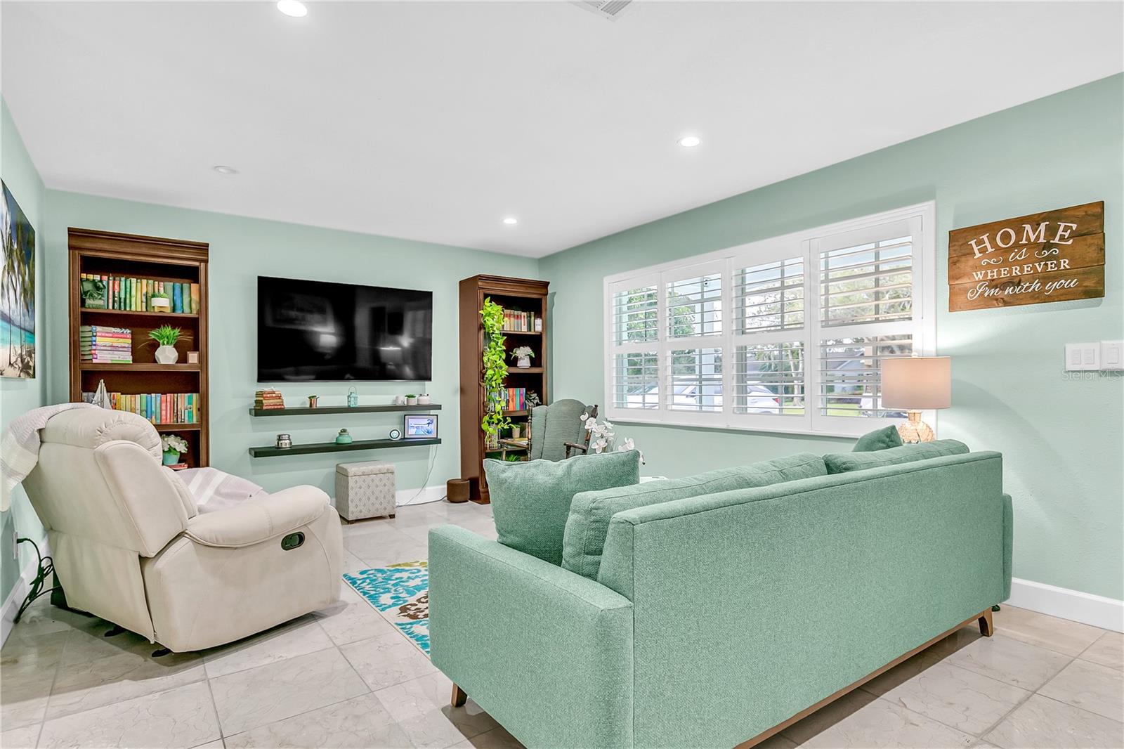 Image 9 of 44 For 2336 Middlecoff Drive