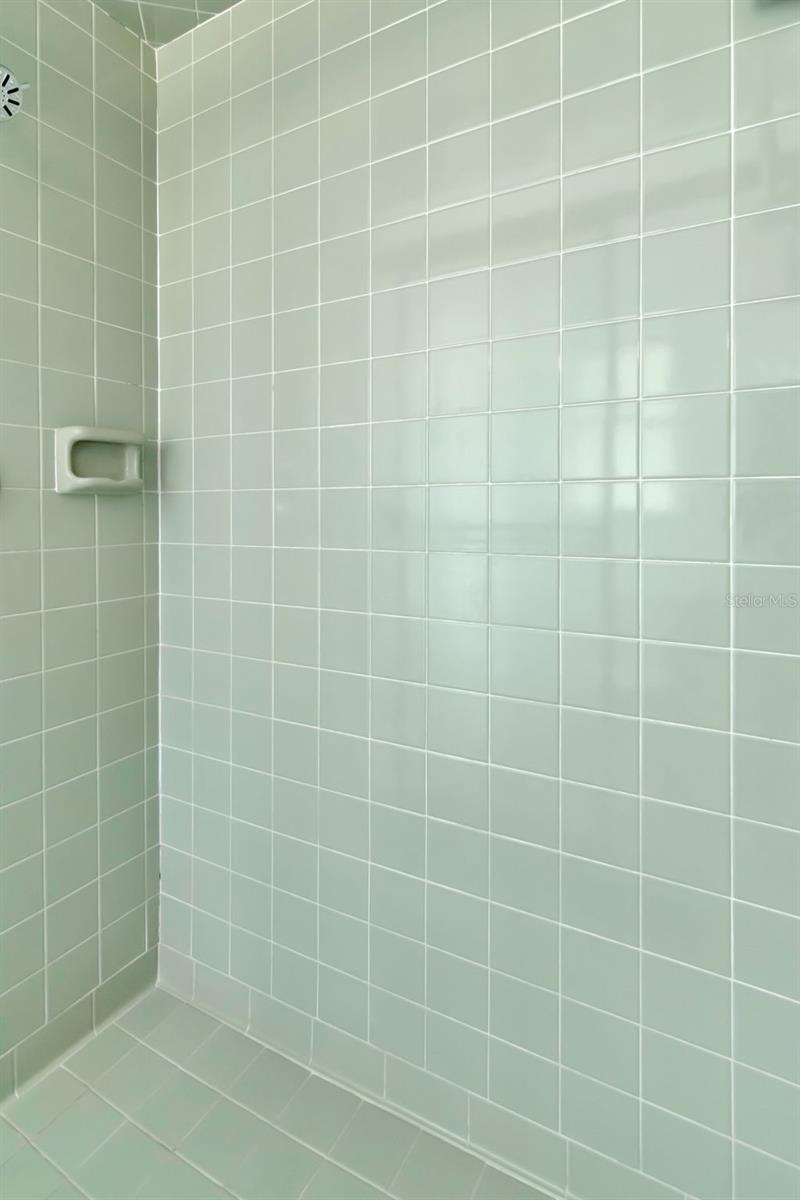 Image 11 of 52 For 3250 Causeway Drive