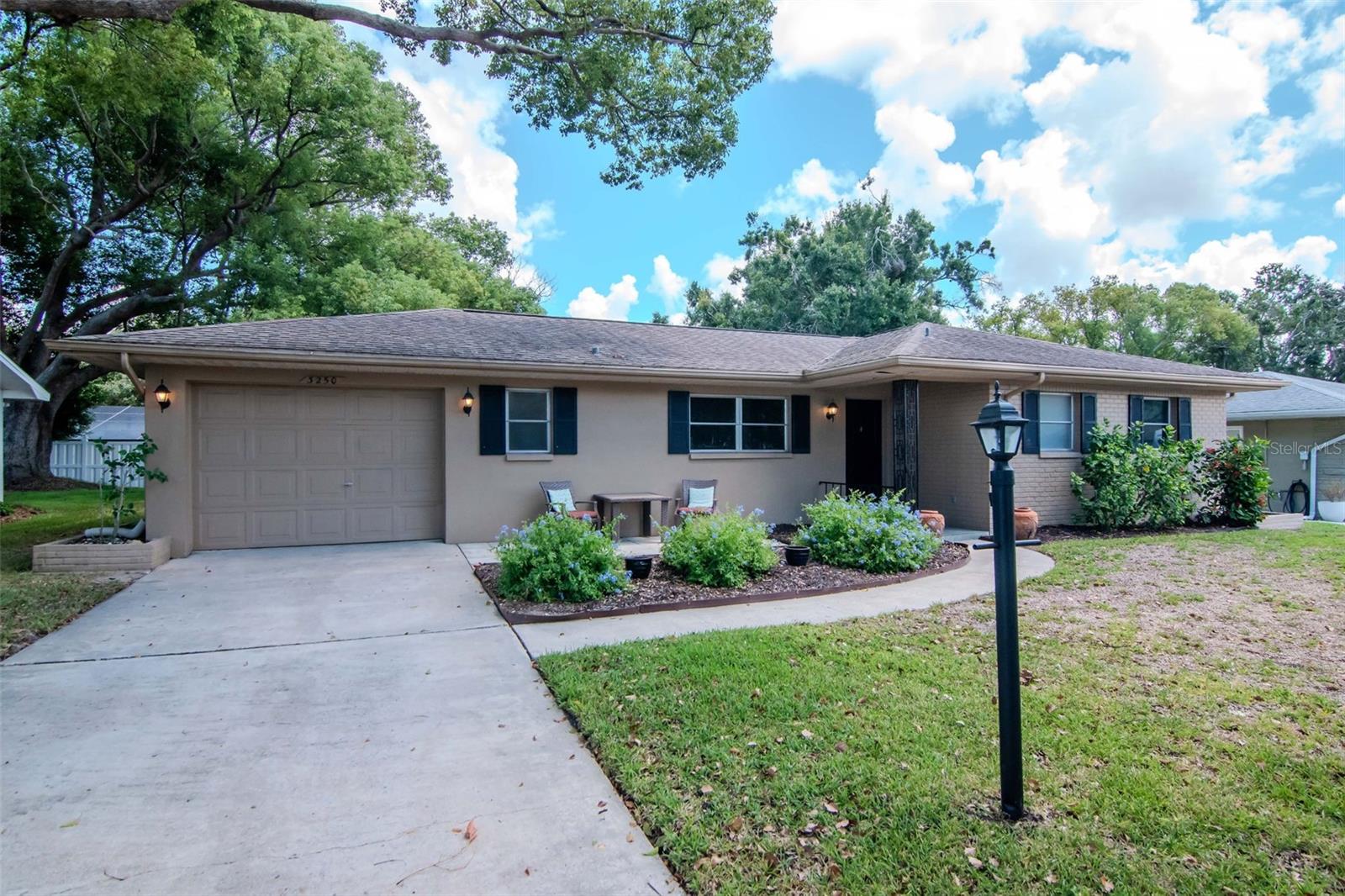 Image 3 of 52 For 3250 Causeway Drive
