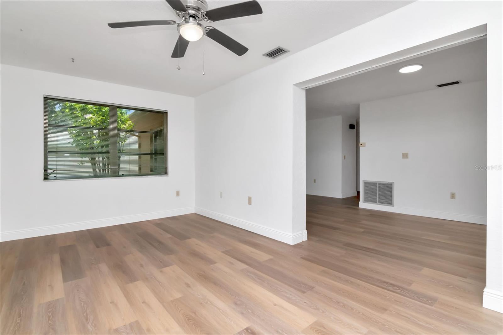 Image 33 of 52 For 3250 Causeway Drive