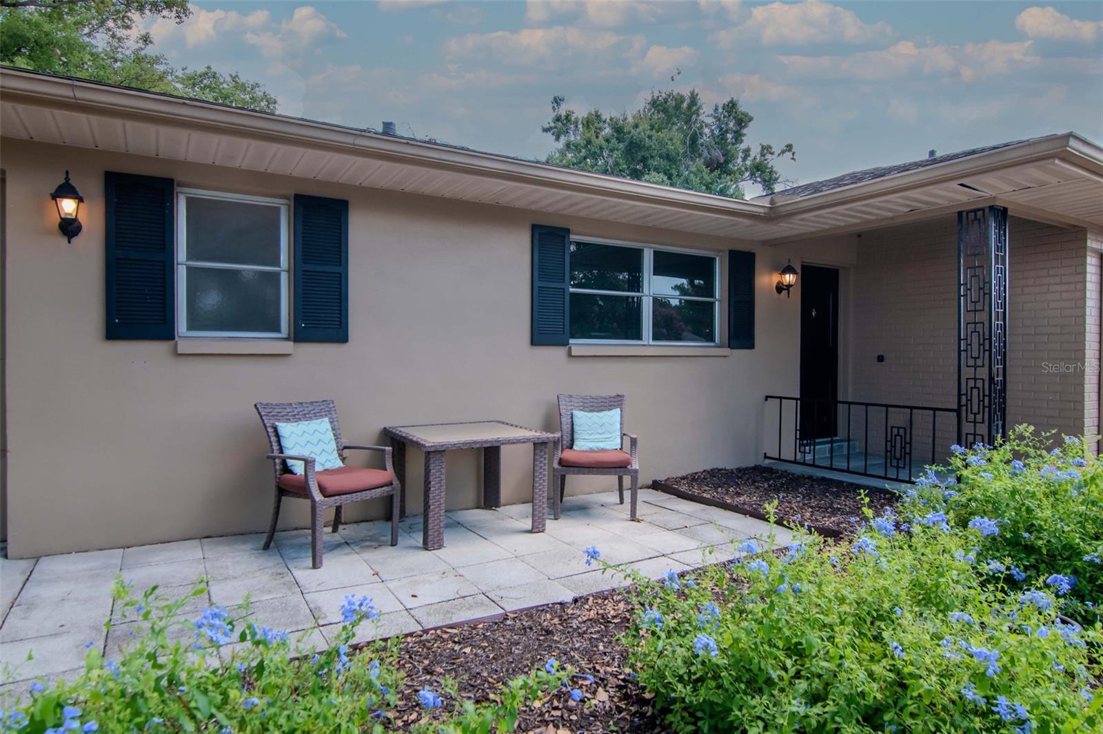 Image 4 of 52 For 3250 Causeway Drive