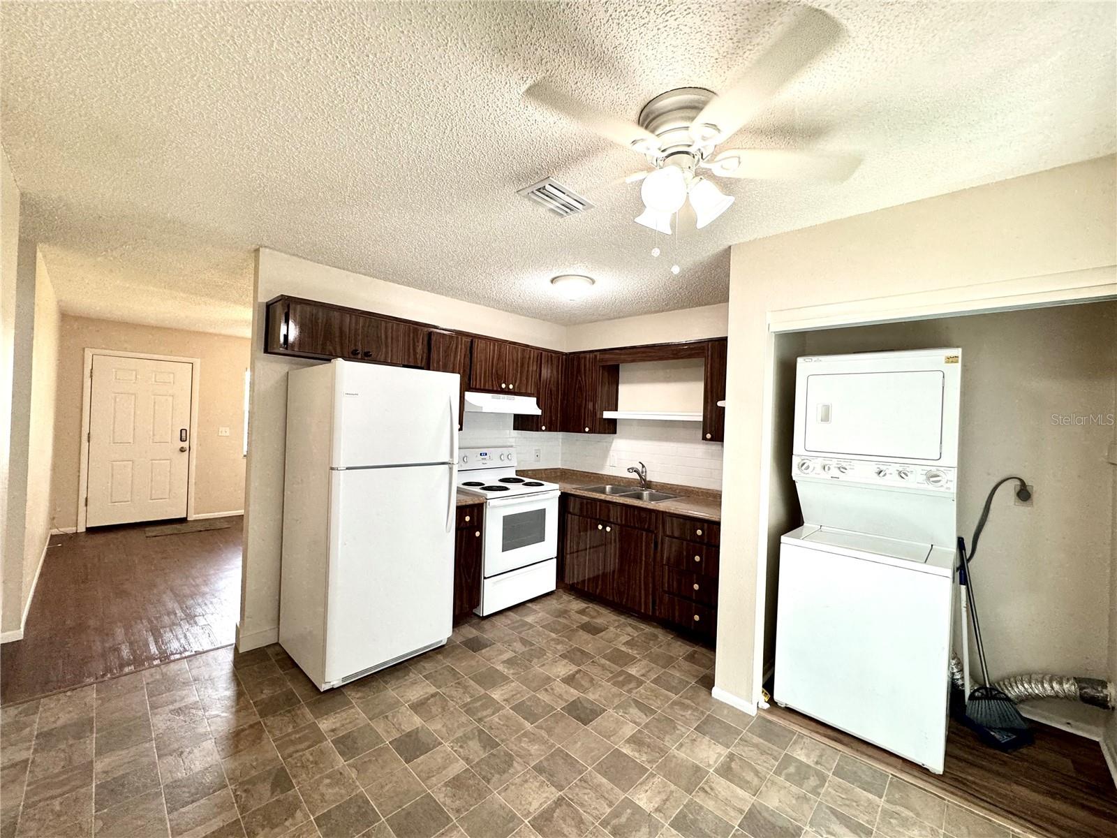 Image 4 of 14 For 7235 53rd Street N