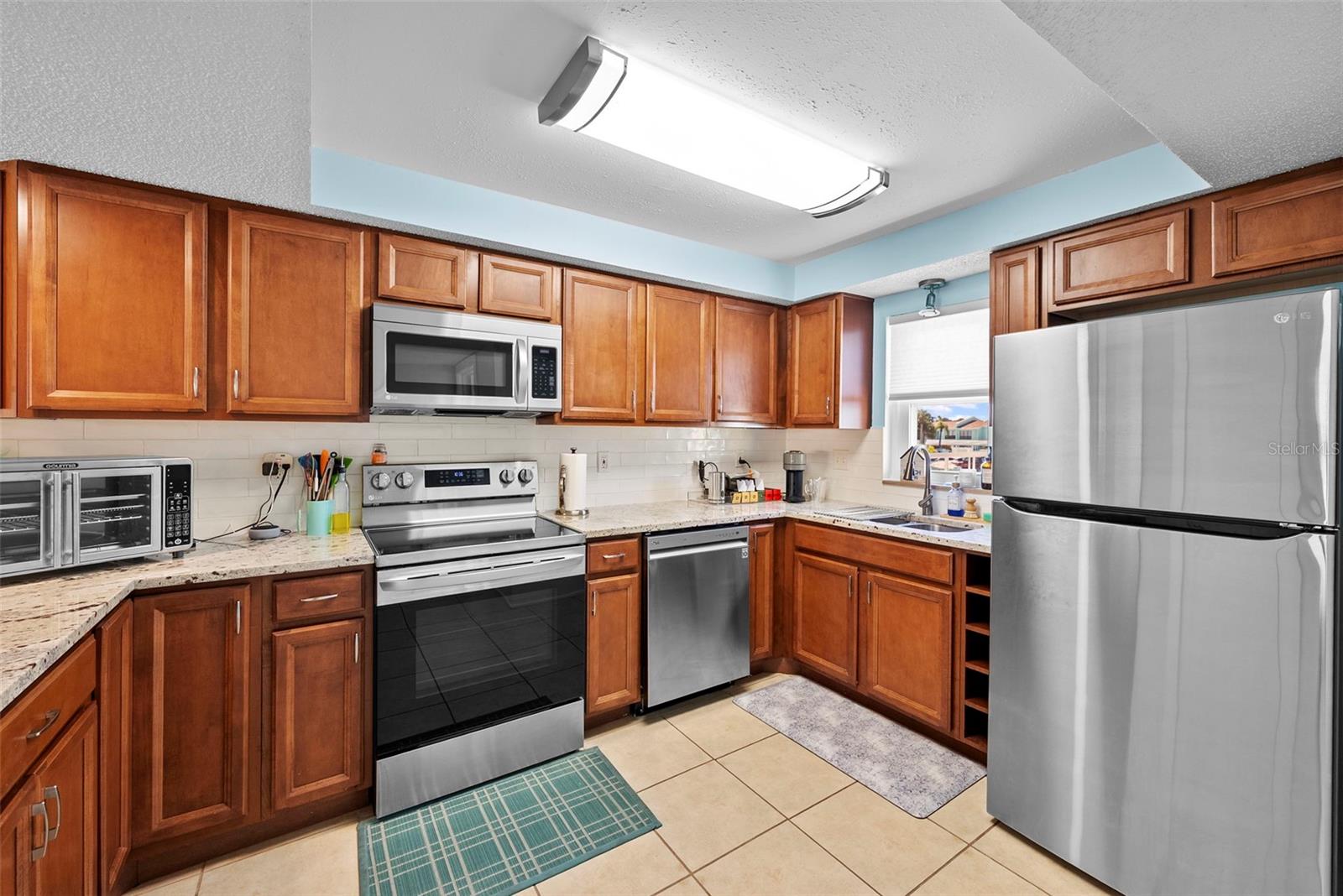 Image 14 of 56 For 314 Windrush Boulevard 12