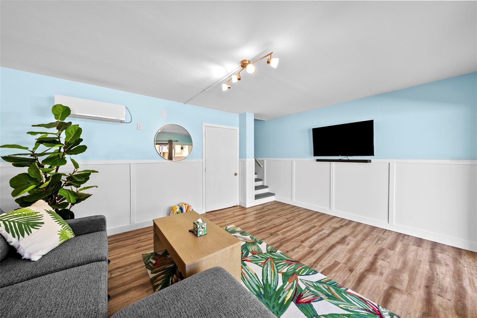 Image 19 of 56 For 314 Windrush Boulevard 12