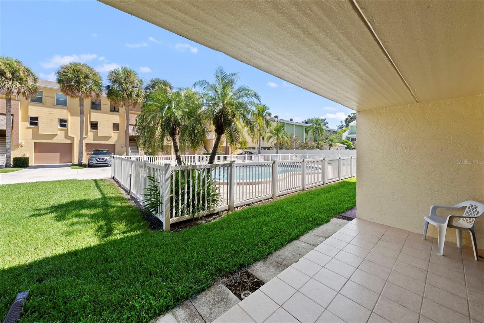 Image 22 of 56 For 314 Windrush Boulevard 12