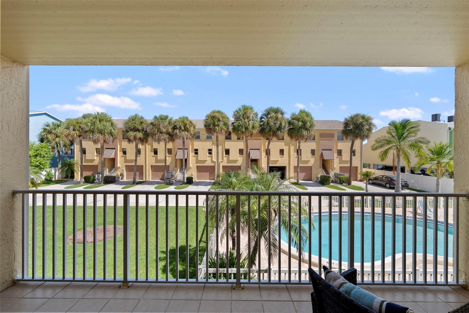 Image 26 of 56 For 314 Windrush Boulevard 12