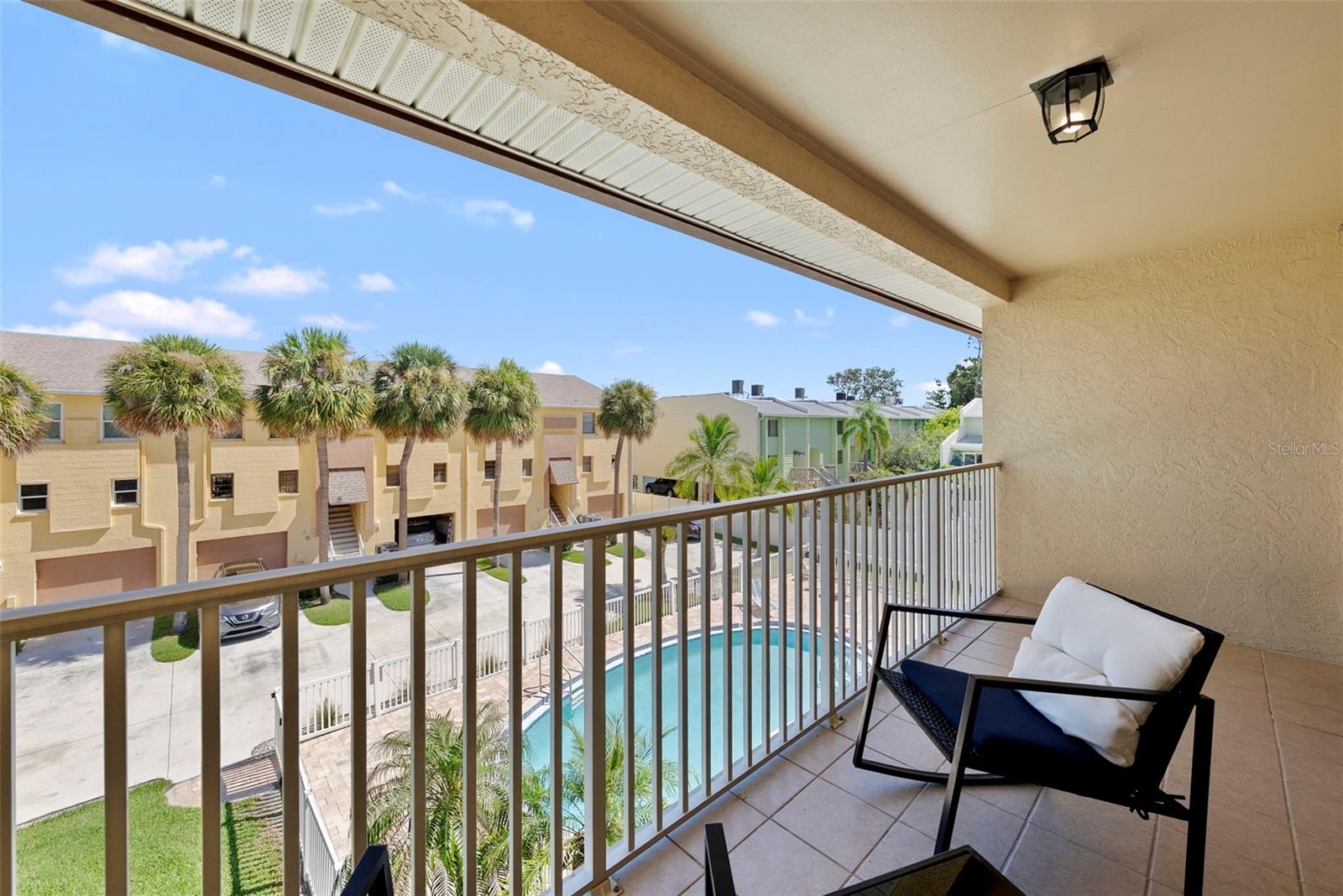 Image 34 of 56 For 314 Windrush Boulevard 12