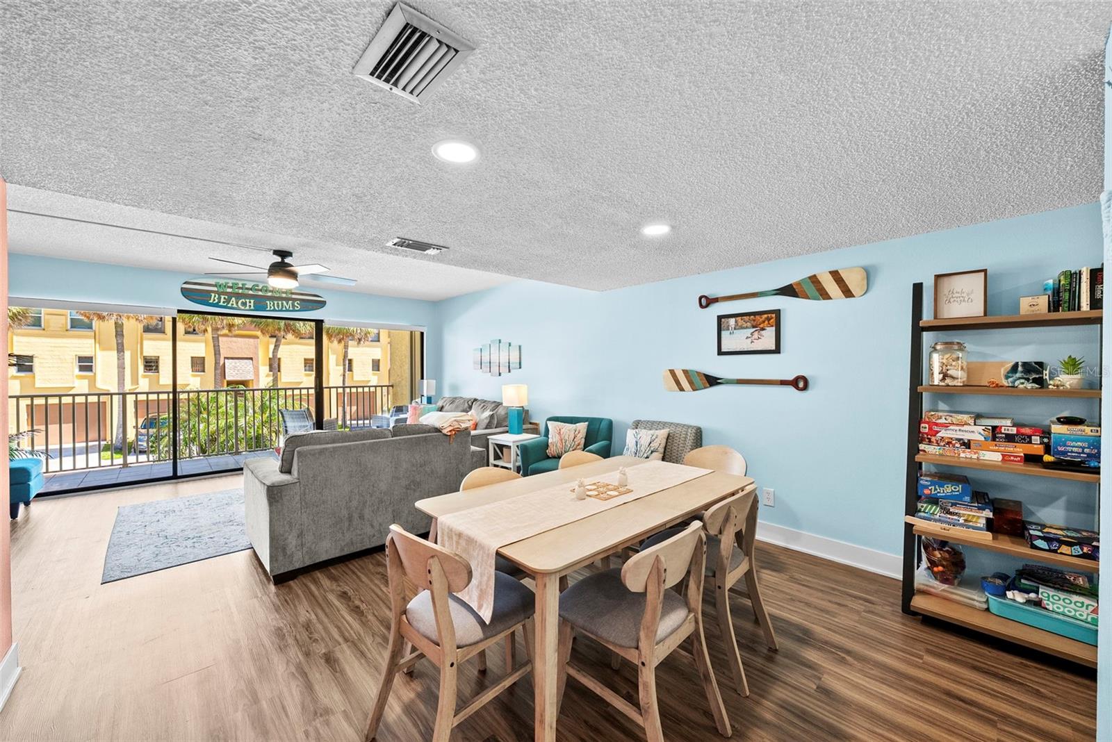 Image 7 of 56 For 314 Windrush Boulevard 12