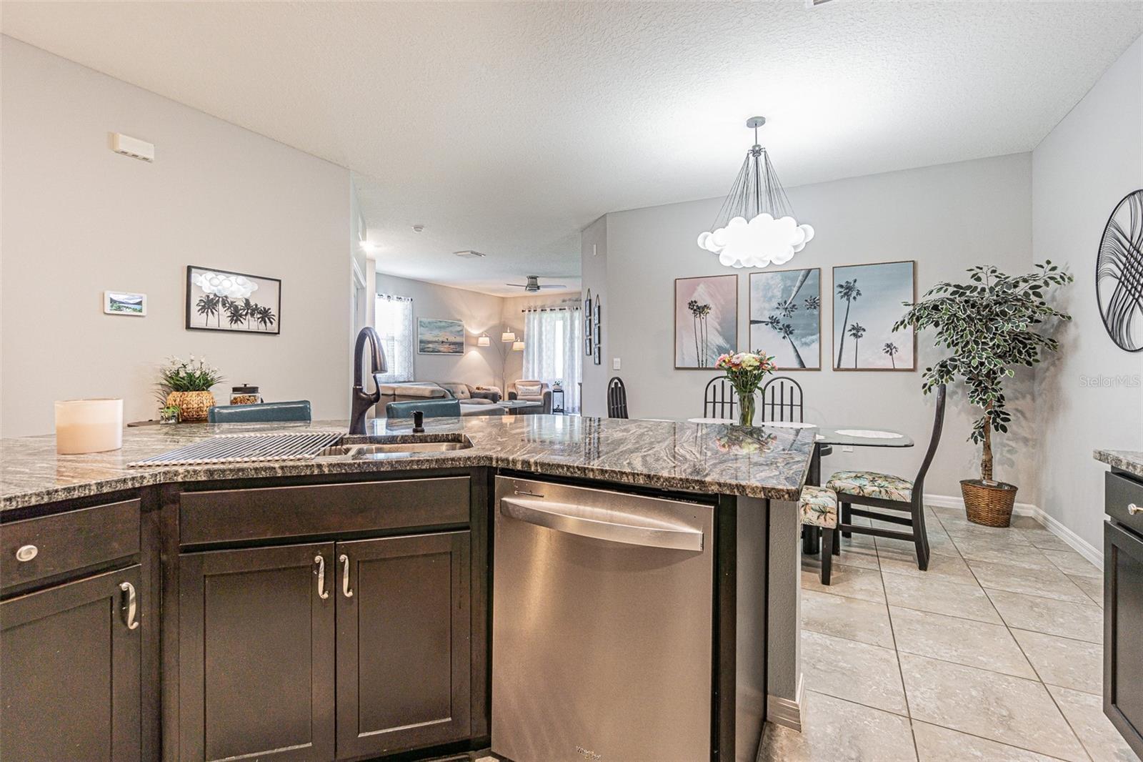 Listing photo id 12 for 31457 Mango Fade Way