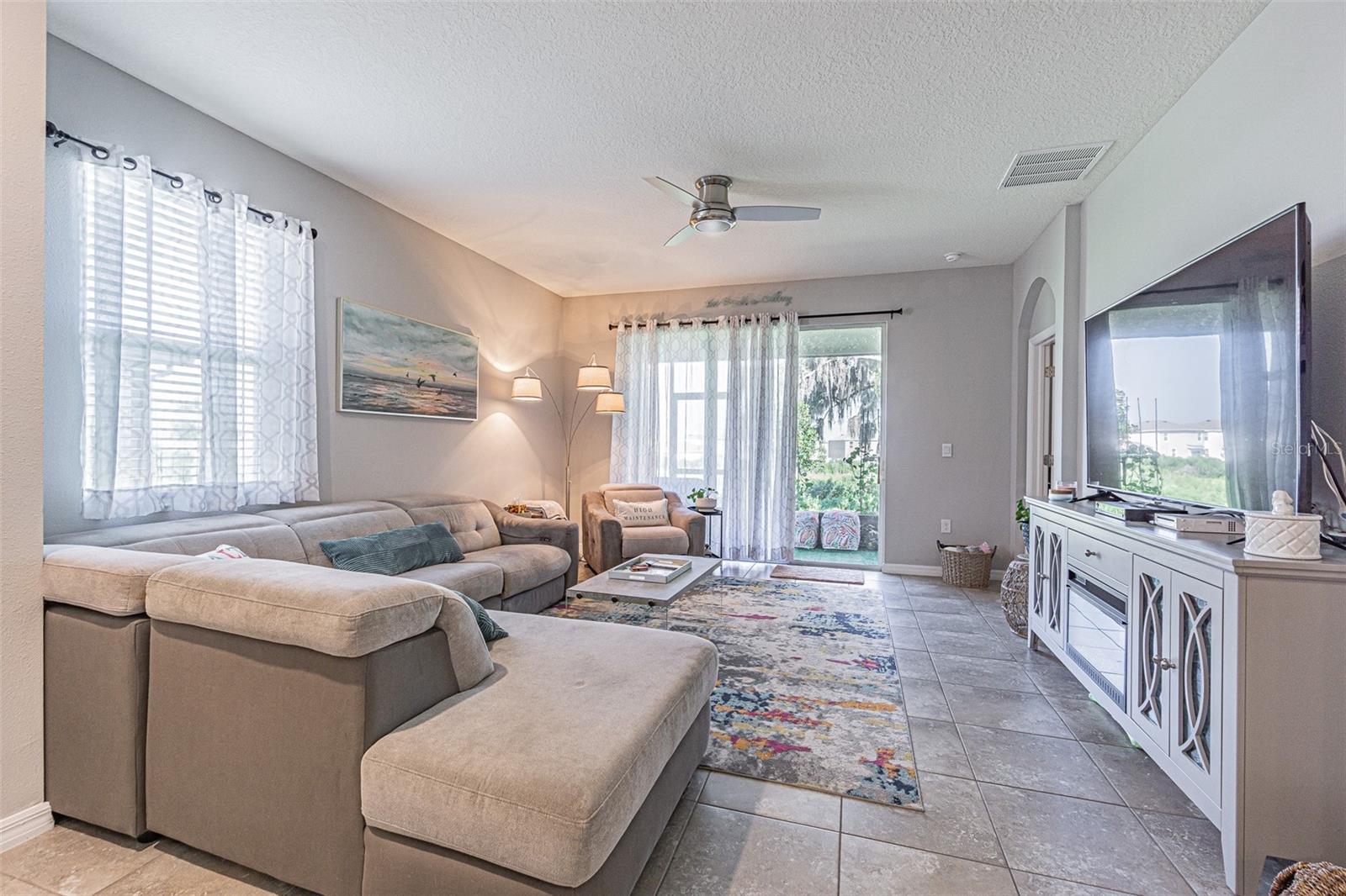 Listing photo id 15 for 31457 Mango Fade Way