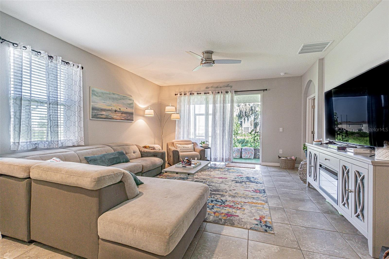 Listing photo id 7 for 31457 Mango Fade Way