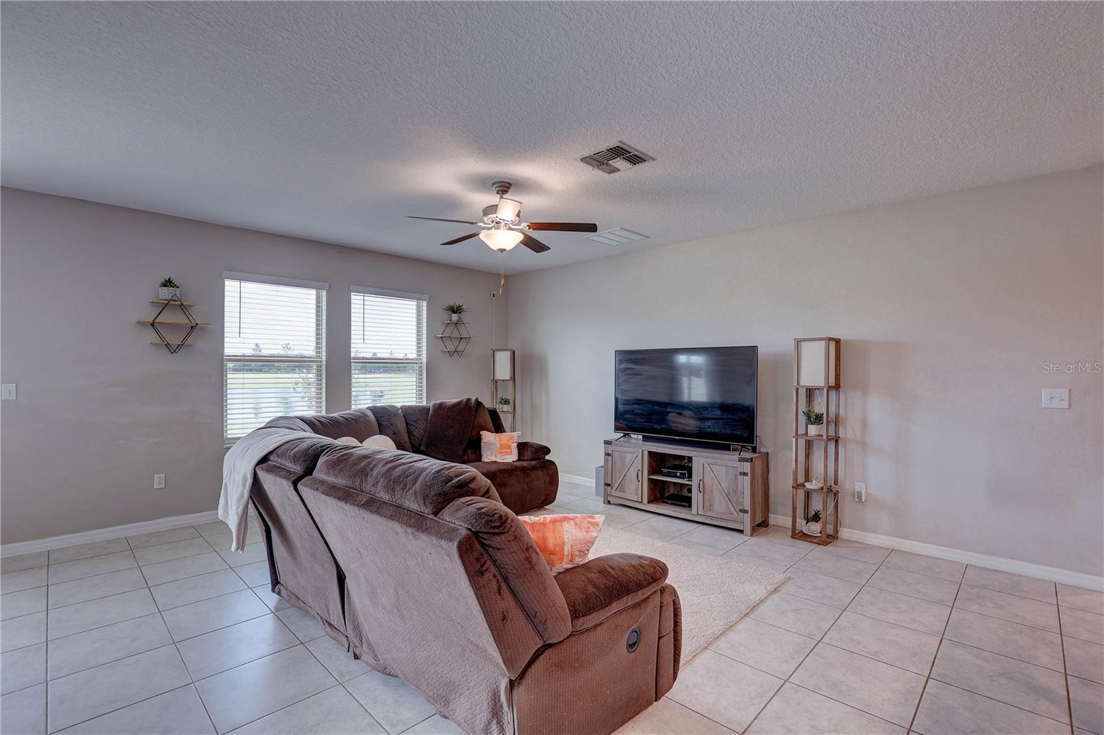 Image 17 of 54 For 9805 Alysheba Court