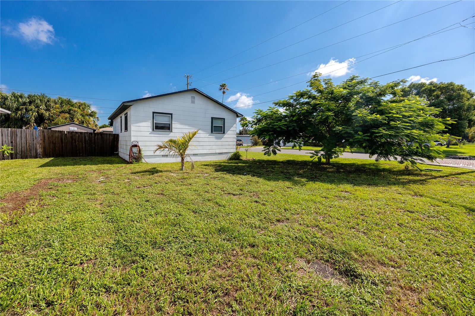 Image 10 of 55 For 440 42nd Street N