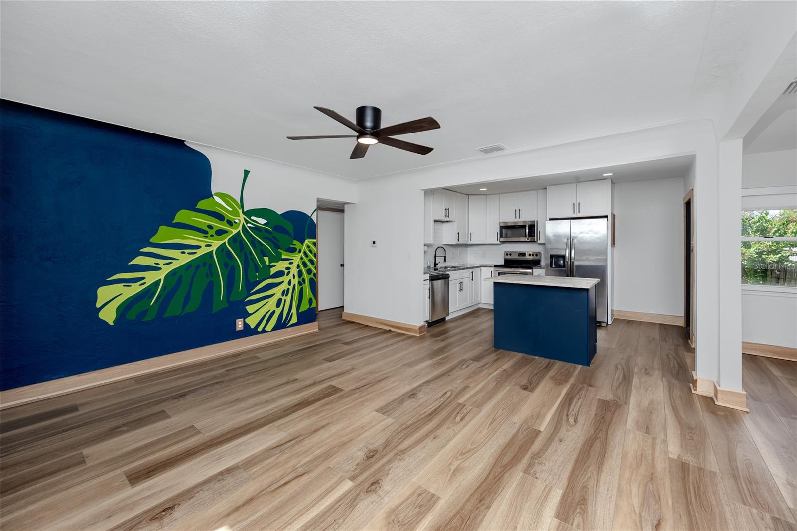 Image 16 of 55 For 440 42nd Street N