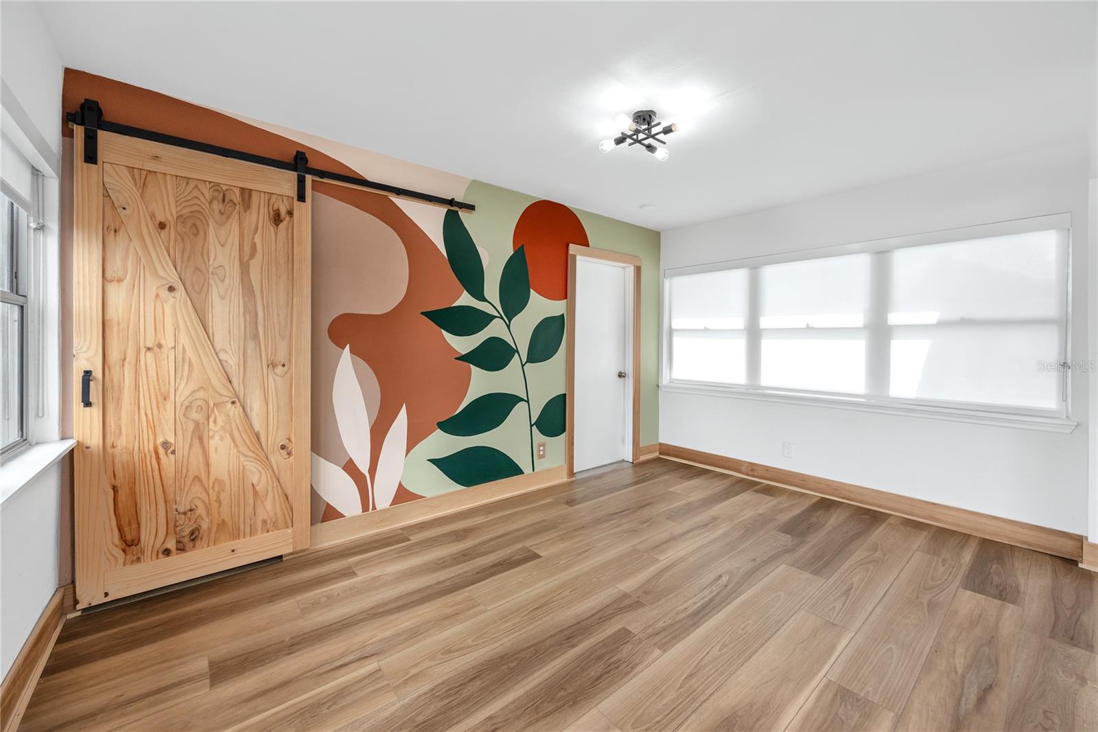 Image 24 of 55 For 440 42nd Street N