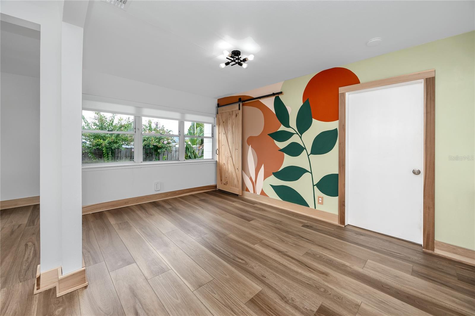 Image 27 of 55 For 440 42nd Street N