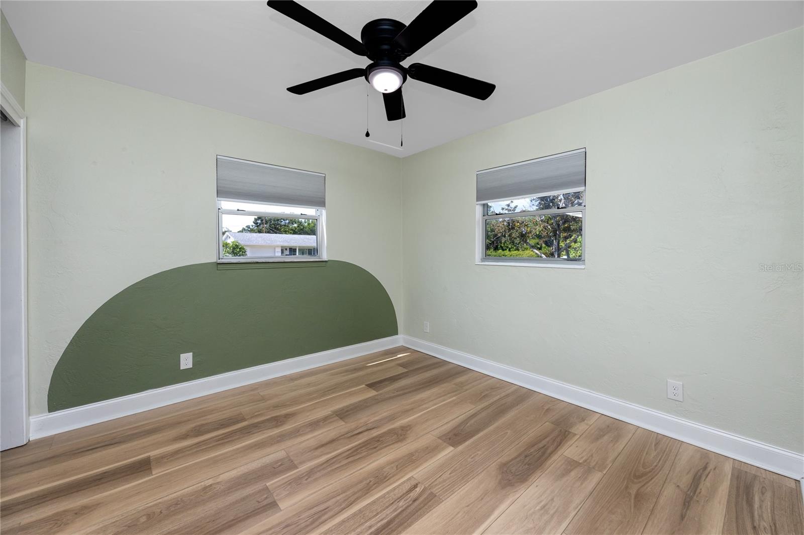 Image 40 of 55 For 440 42nd Street N