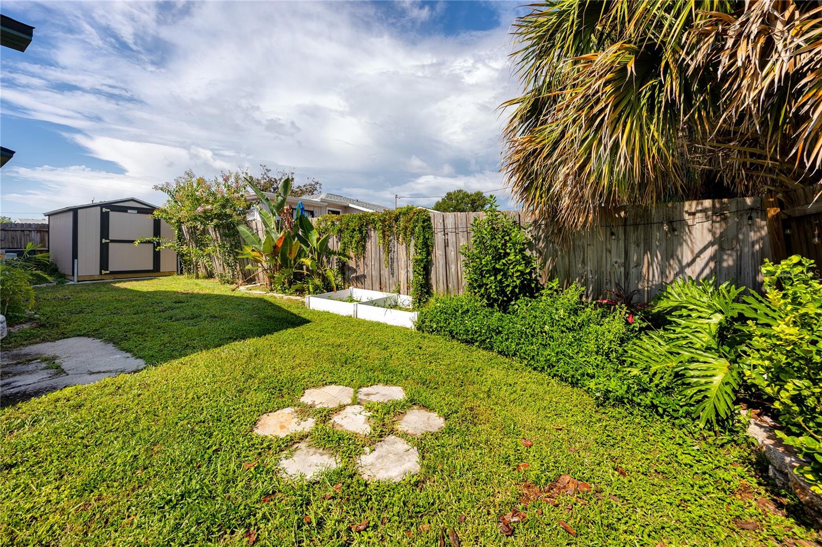 Image 45 of 55 For 440 42nd Street N
