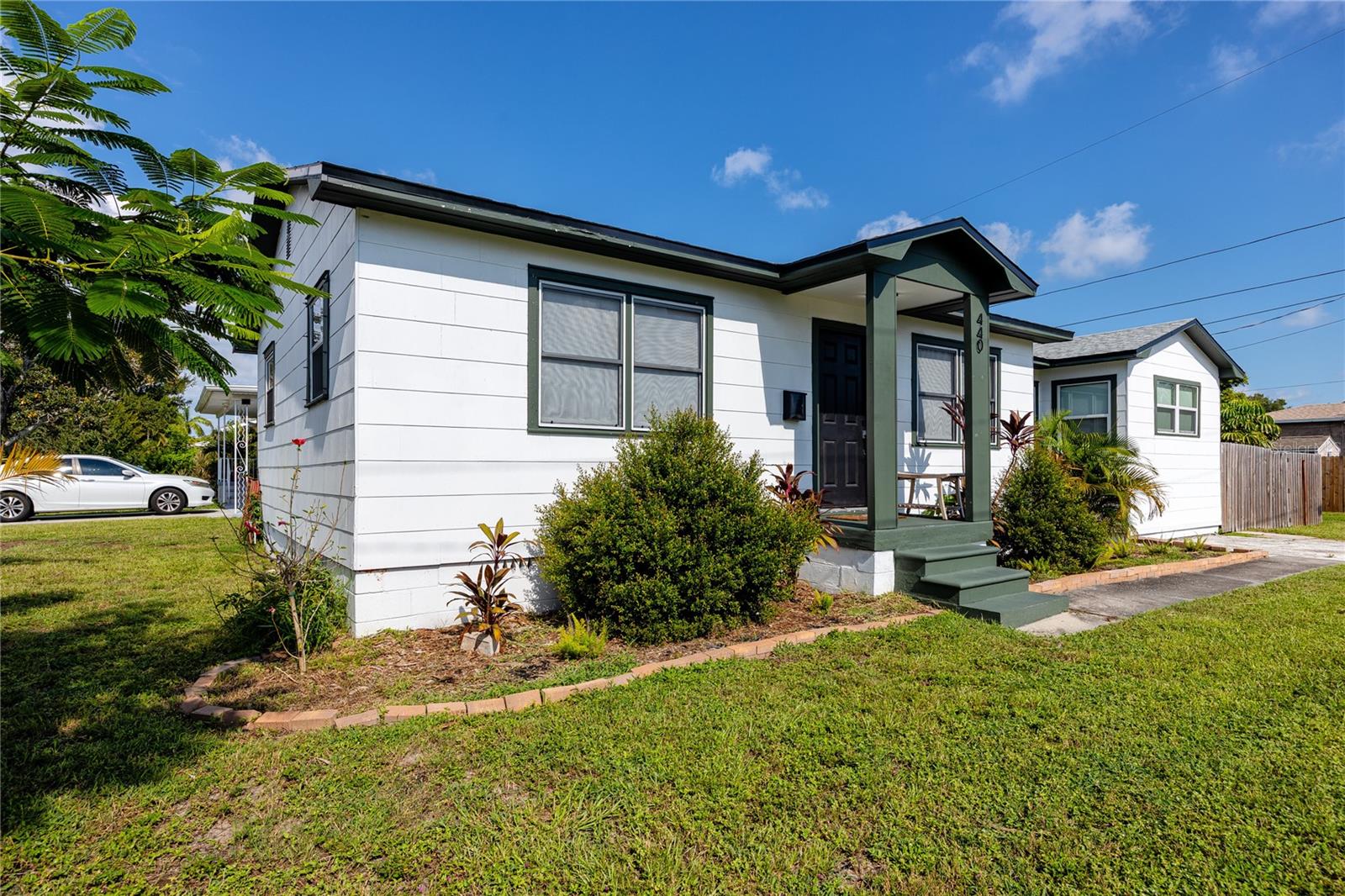 Image 9 of 55 For 440 42nd Street N