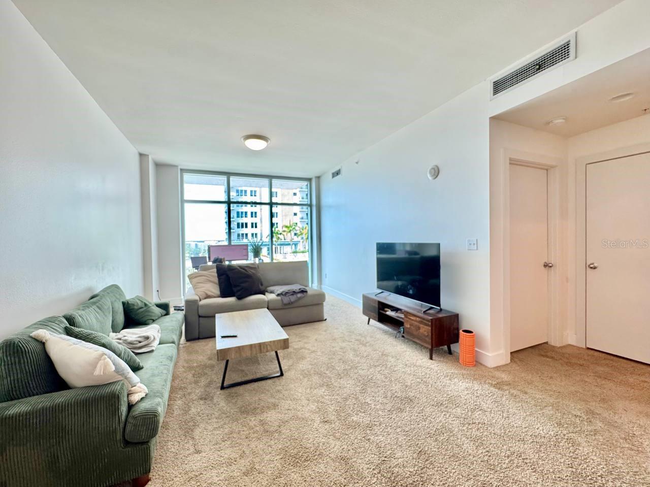 Image 13 of 50 For 1120 Kennedy Boulevard 1021
