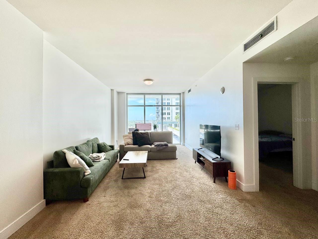Image 14 of 50 For 1120 Kennedy Boulevard 1021