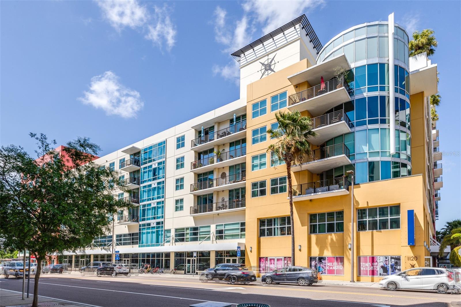 Image 3 of 50 For 1120 Kennedy Boulevard 1021