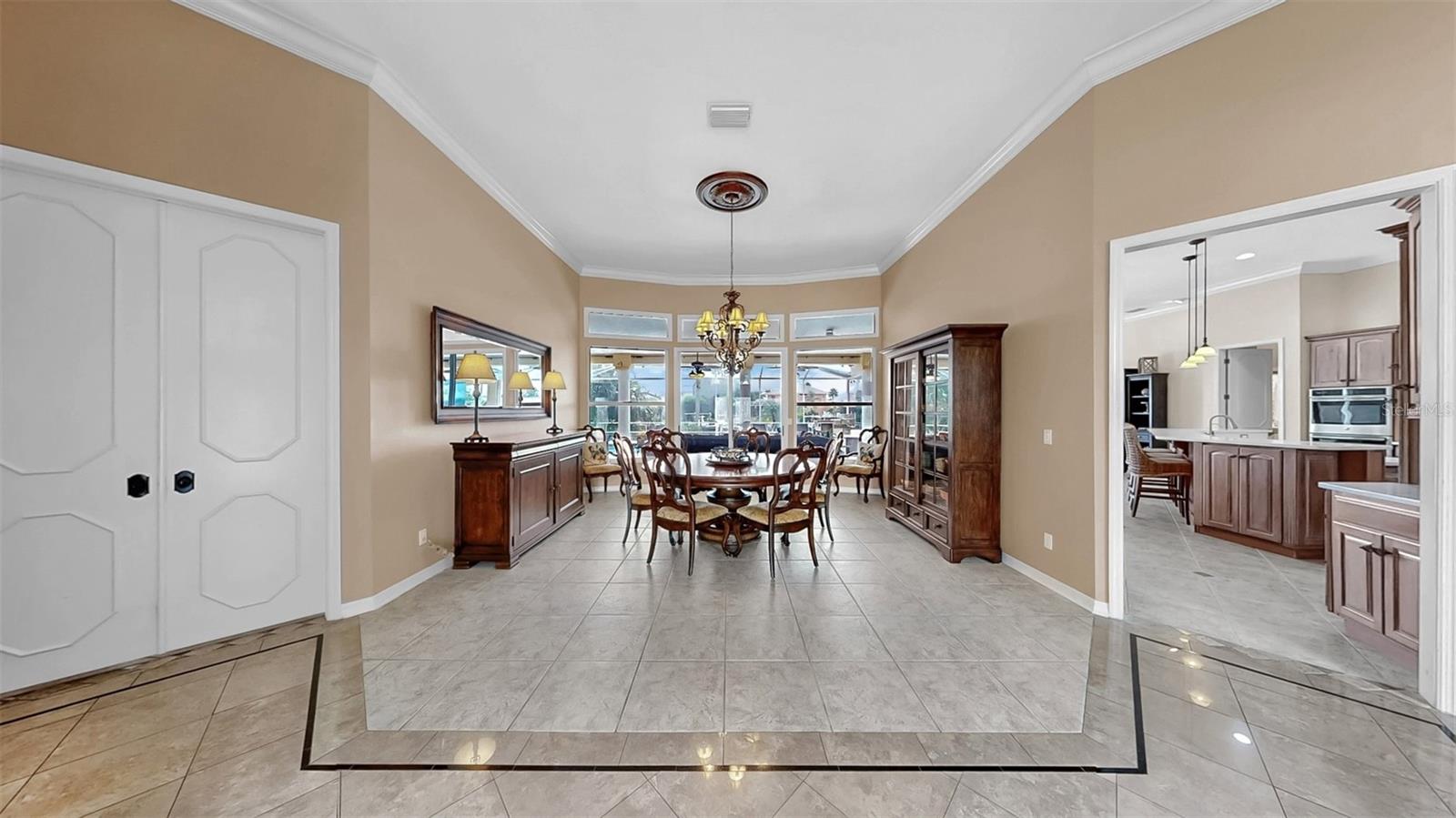 Image 16 of 75 For 914 Capriccio Lane