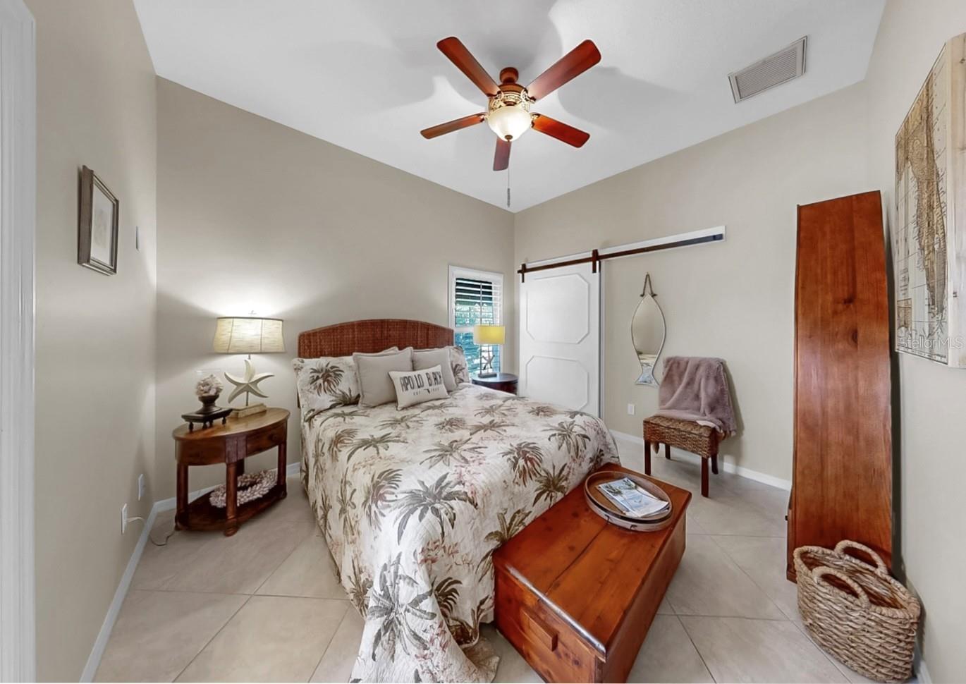 Image 46 of 75 For 914 Capriccio Lane