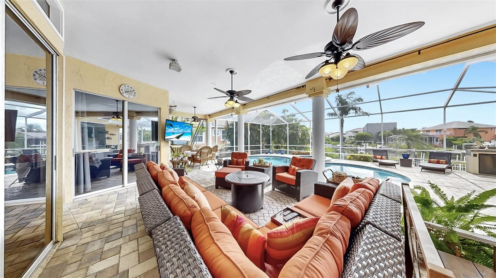 Image 50 of 75 For 914 Capriccio Lane