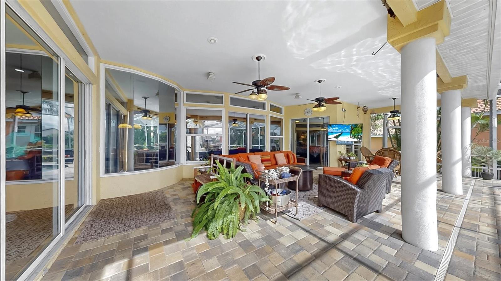 Image 55 of 75 For 914 Capriccio Lane