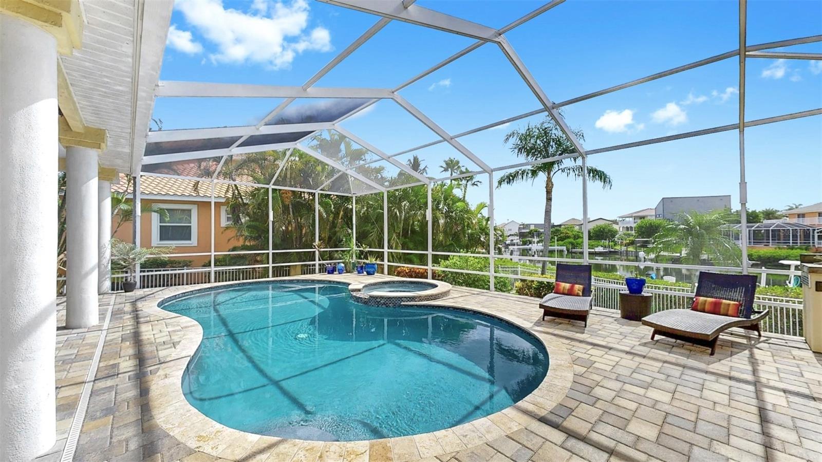 Image 60 of 75 For 914 Capriccio Lane