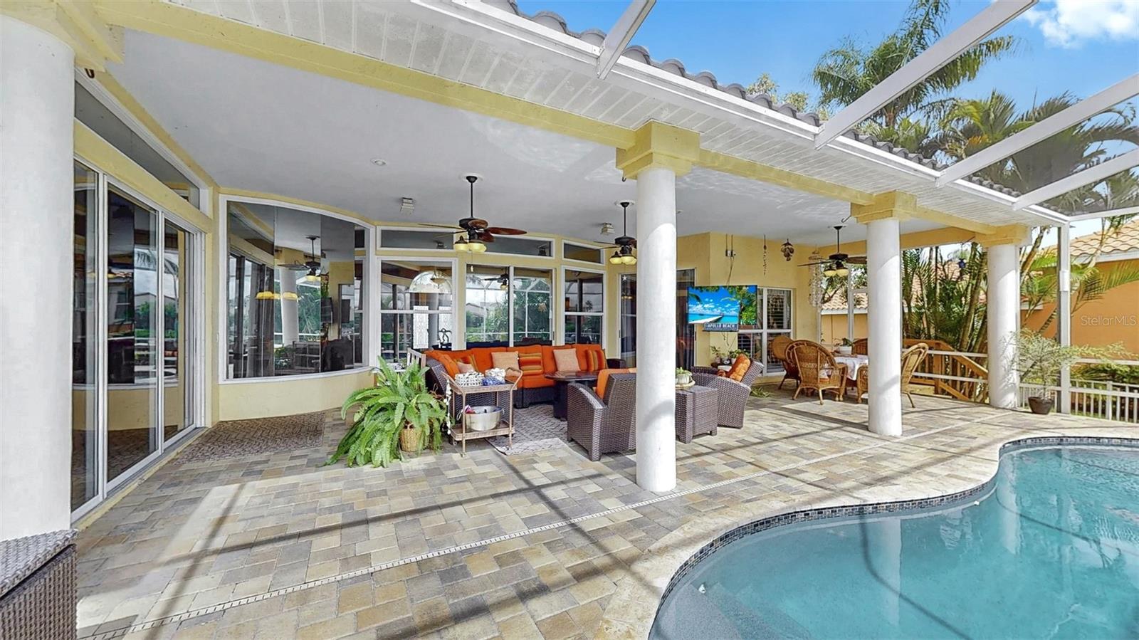 Image 62 of 75 For 914 Capriccio Lane