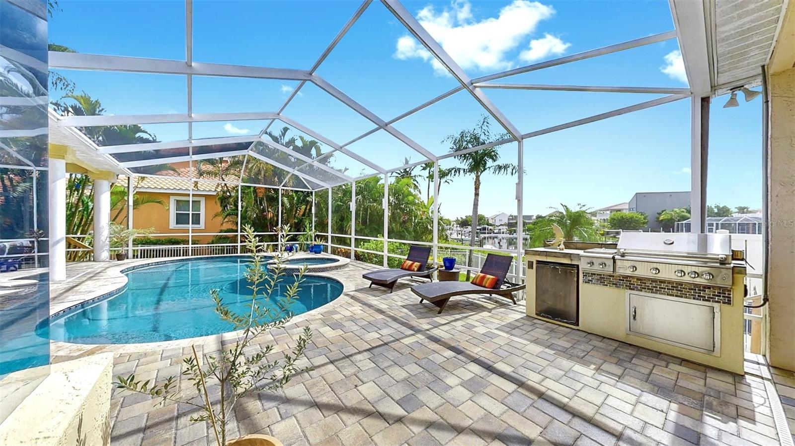 Image 63 of 75 For 914 Capriccio Lane