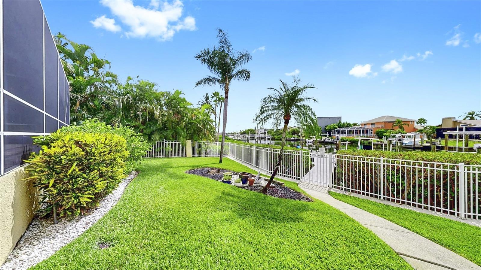 Image 65 of 75 For 914 Capriccio Lane