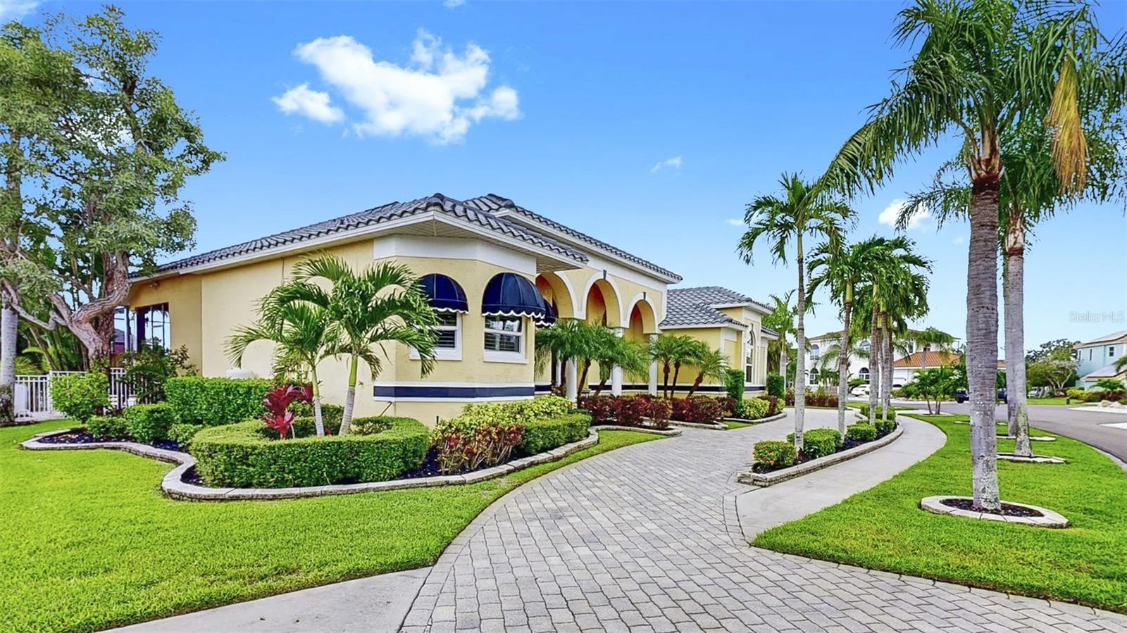 Image 74 of 75 For 914 Capriccio Lane