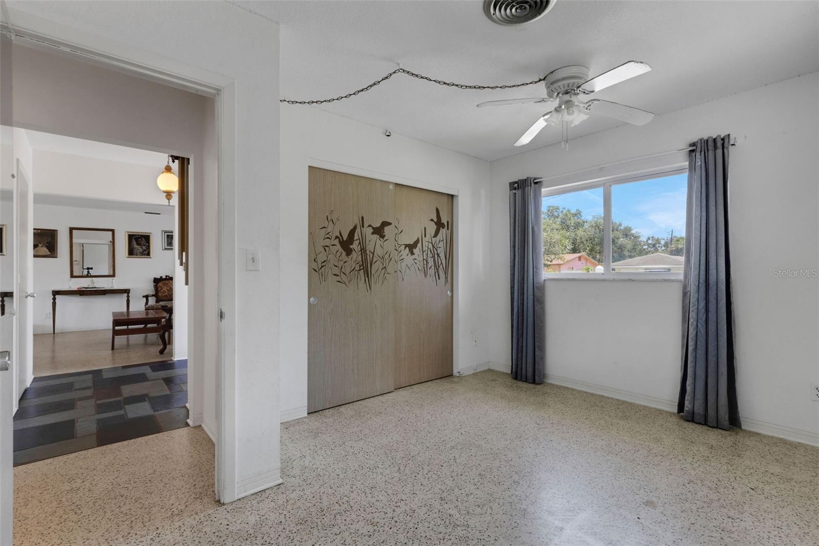 Listing photo id 4 for 2697 66th Terrace S