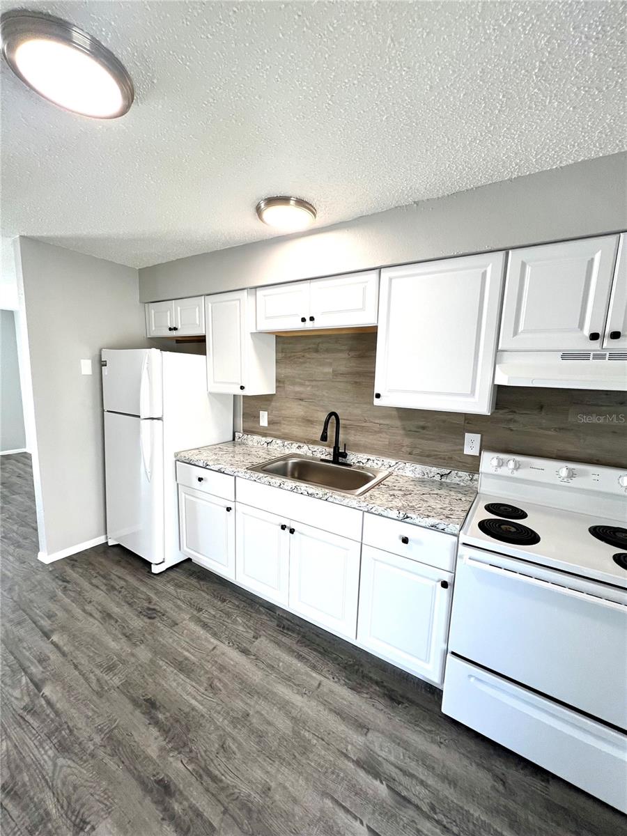 Image 3 of 17 For 5729 21st Avenue N