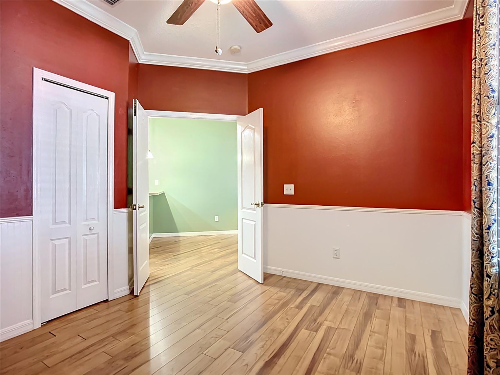 Image 27 of 52 For 15733 Phoebepark Avenue