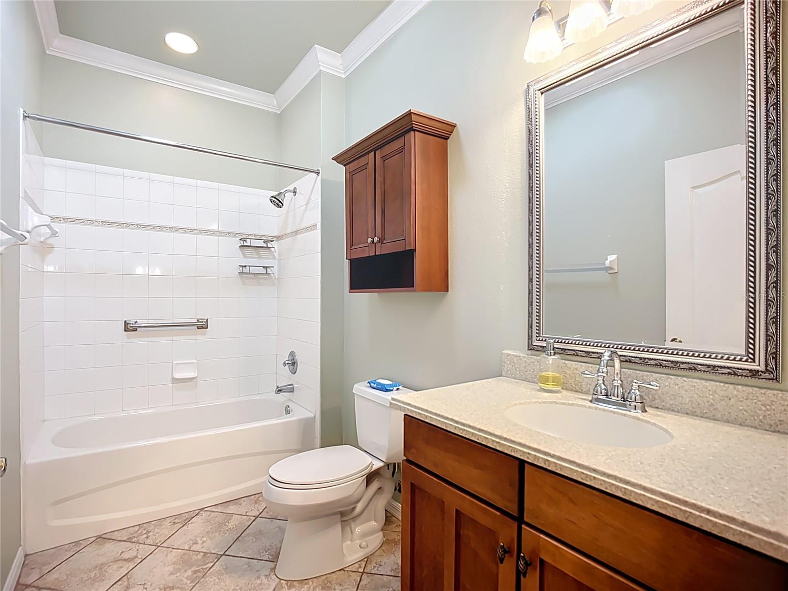 Image 30 of 52 For 15733 Phoebepark Avenue