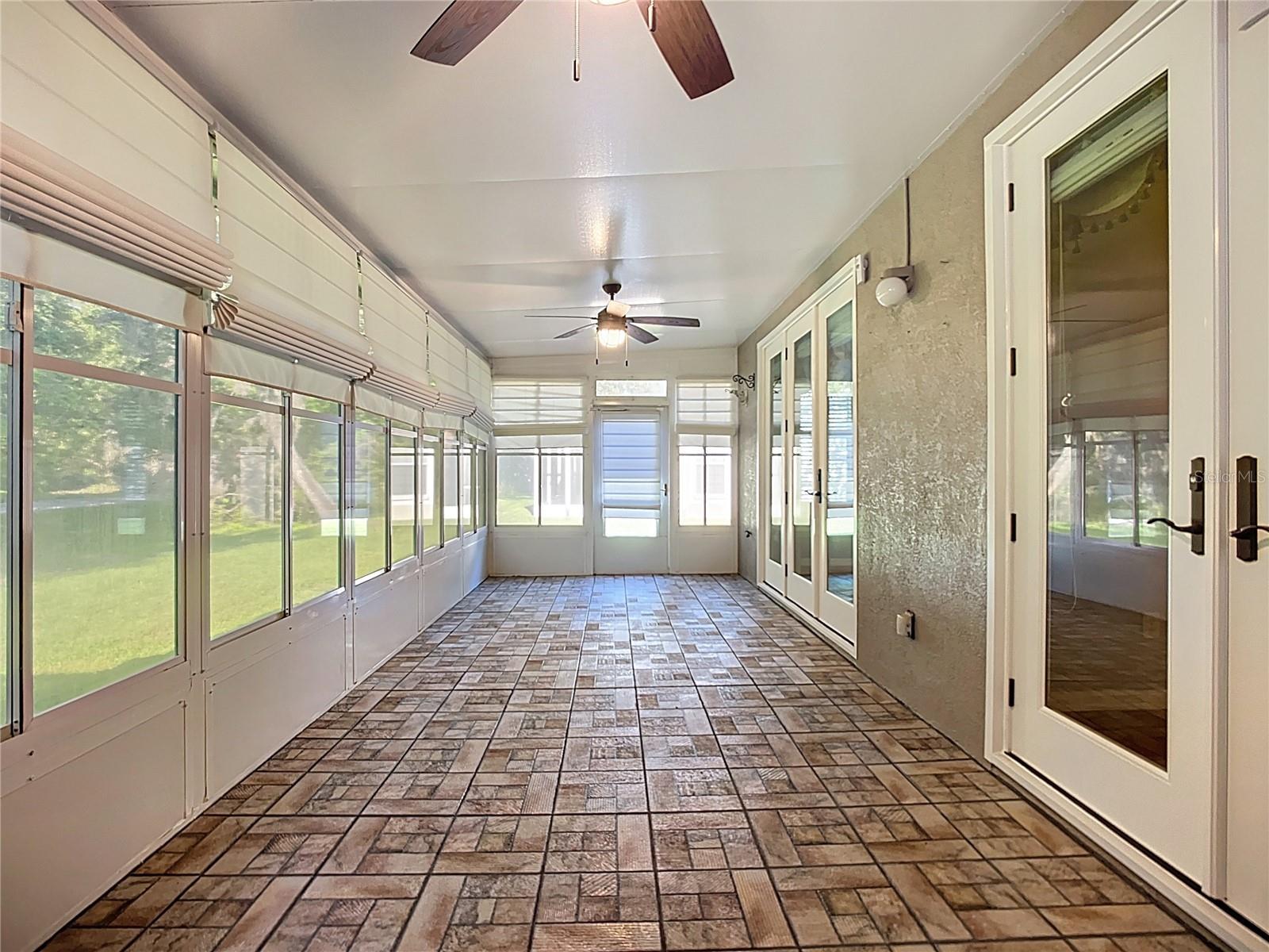 Image 40 of 52 For 15733 Phoebepark Avenue